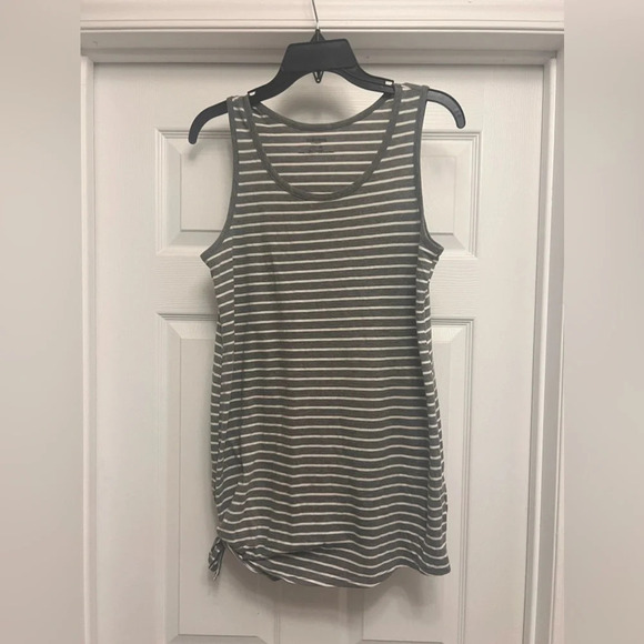 Motherhood Maternity Women's Tank Size Small Striped Gray White Tie On Hip - Picture 1 of 3